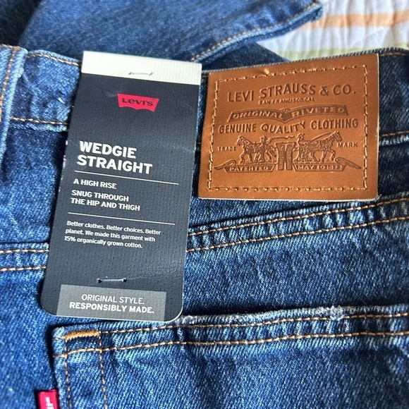 LEVIS Jeans - Picture 6 of 7